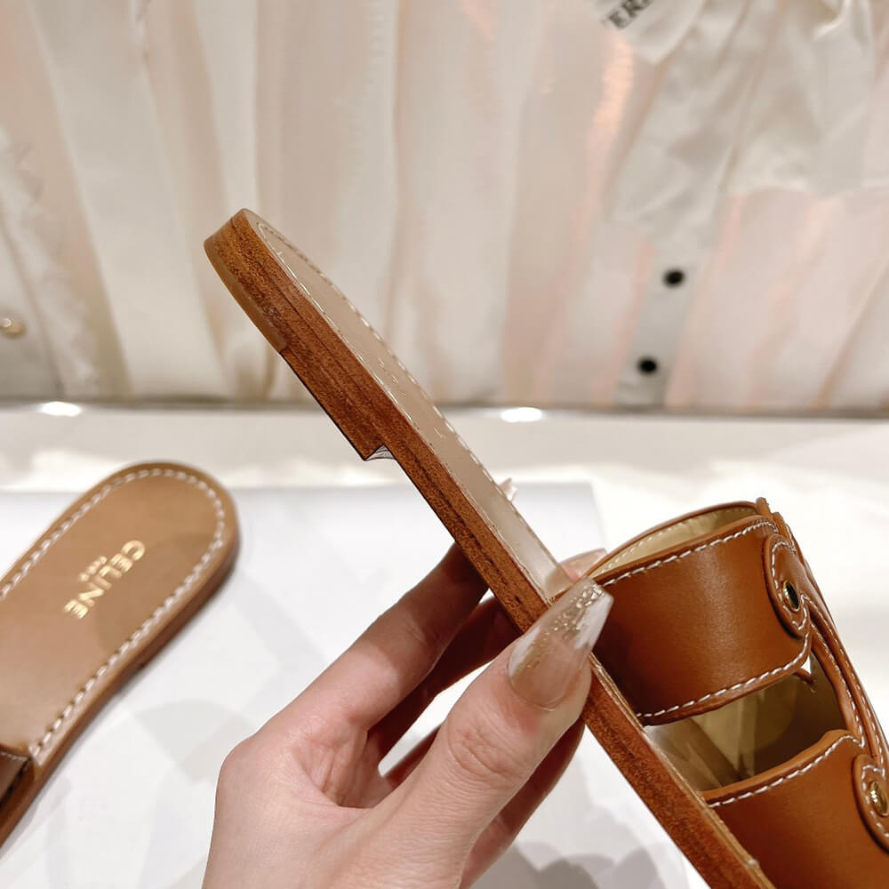 Ce**e triomphe mule in calfskin