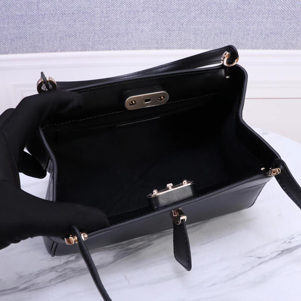 small D*or key bag