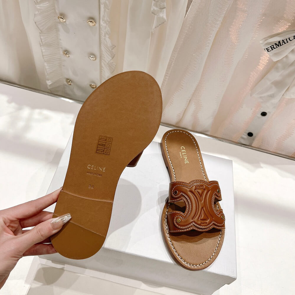 Ce**e triomphe mule in calfskin
