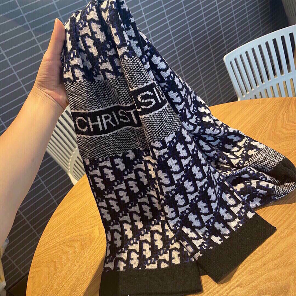 D*or oblique scarf