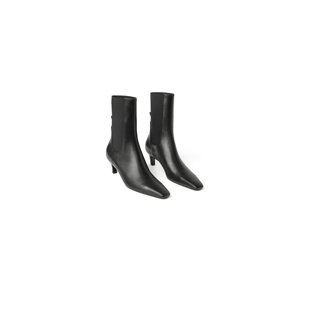 TOTEME The Mid Heel Leather Boot black
