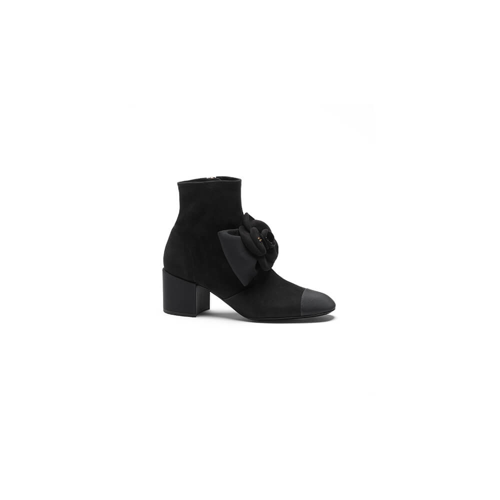 Ch*el short boots