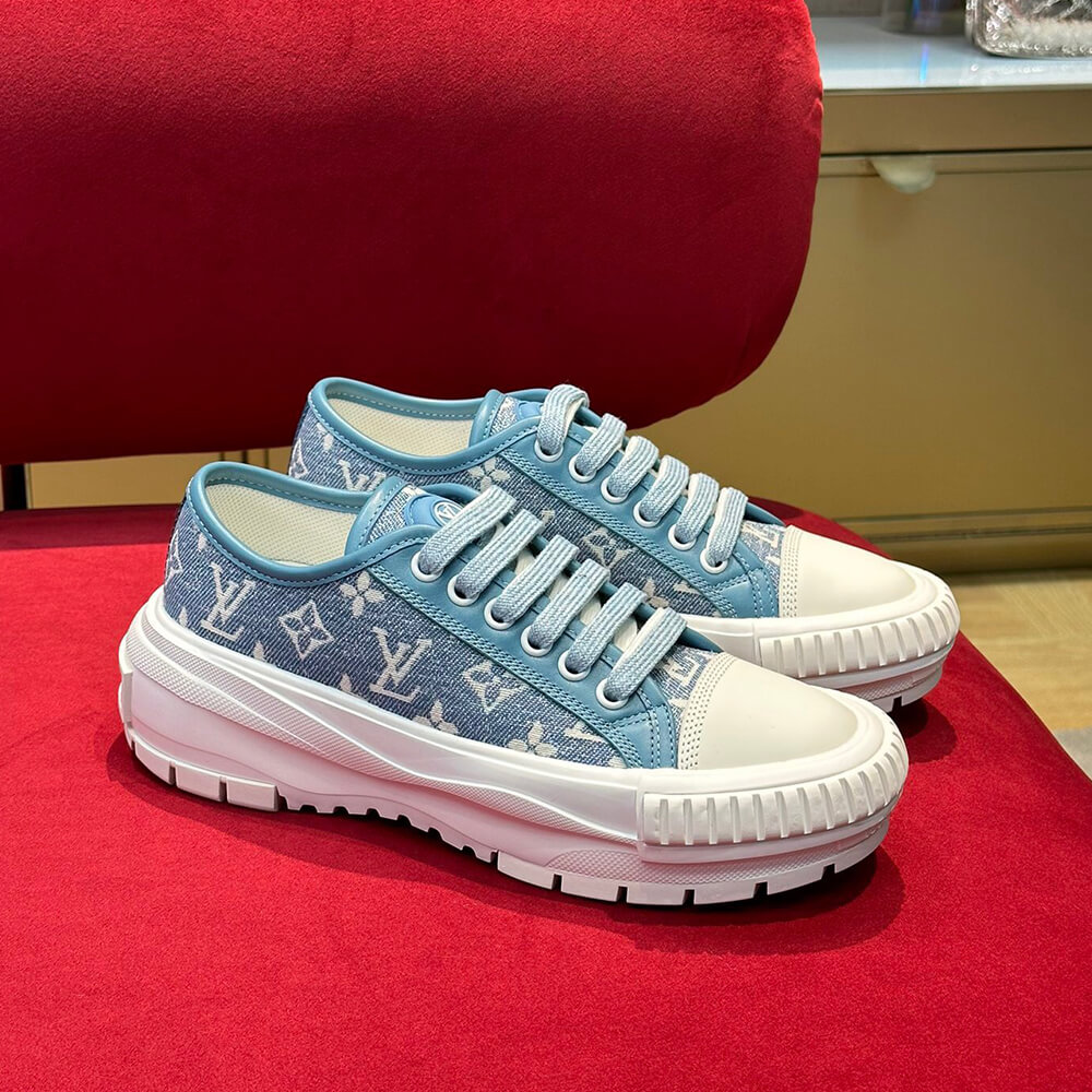 LV SQUAD SNEAKER