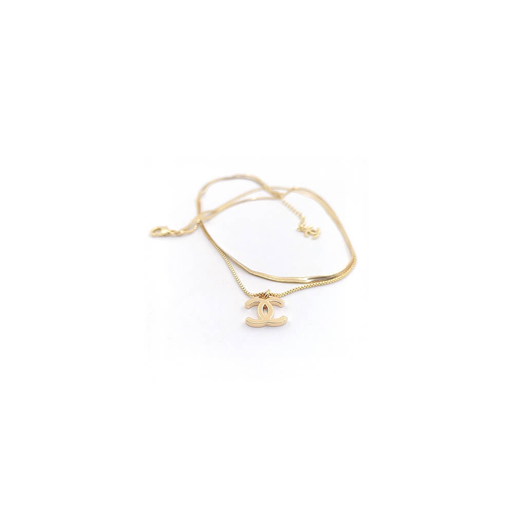 Ch*el necklace