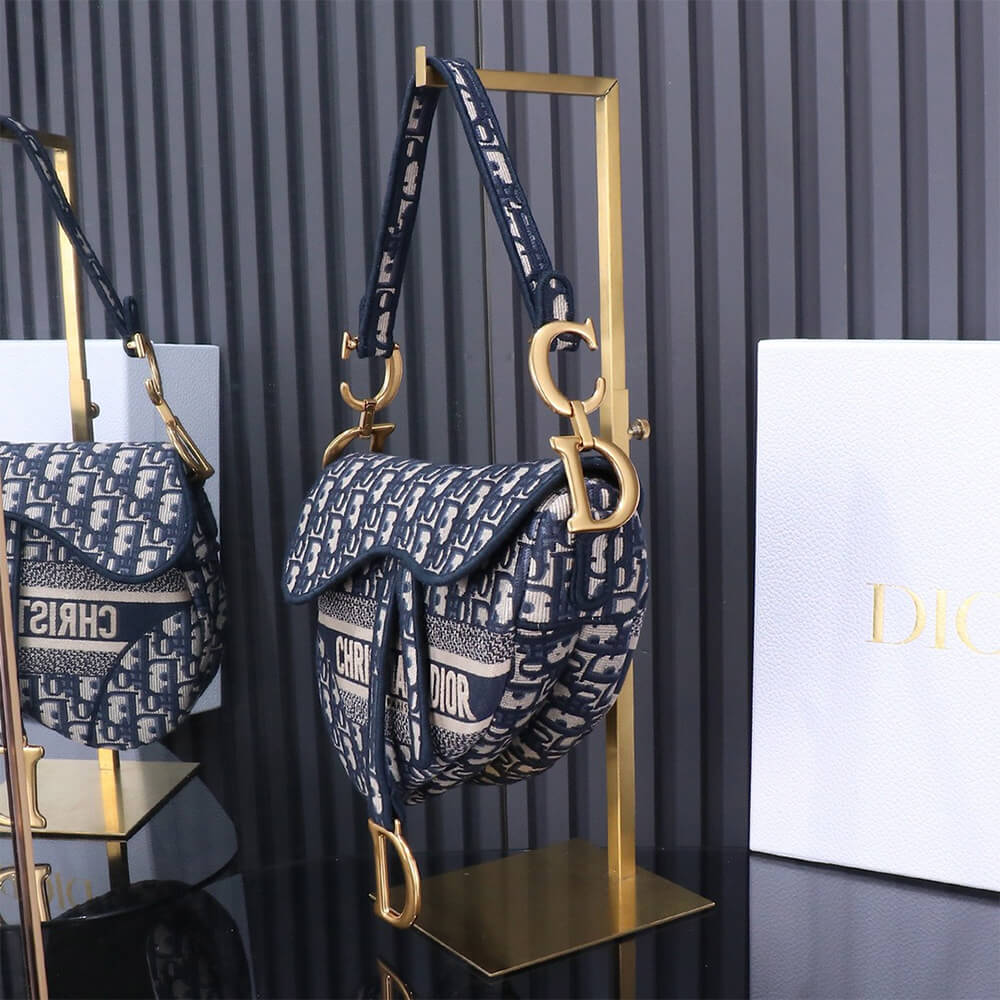 D*or saddle bag