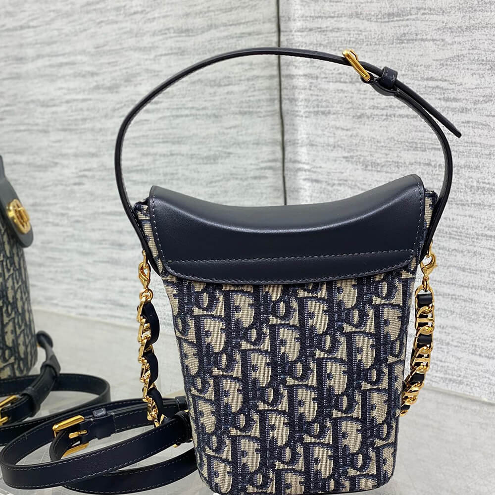 30 montaigne D*or amber mini bucket bag