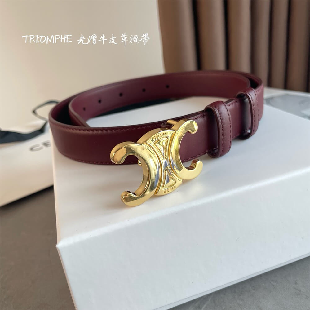 MEDIUM TRIOMPHE BELT IN TAURILLON LEATHER