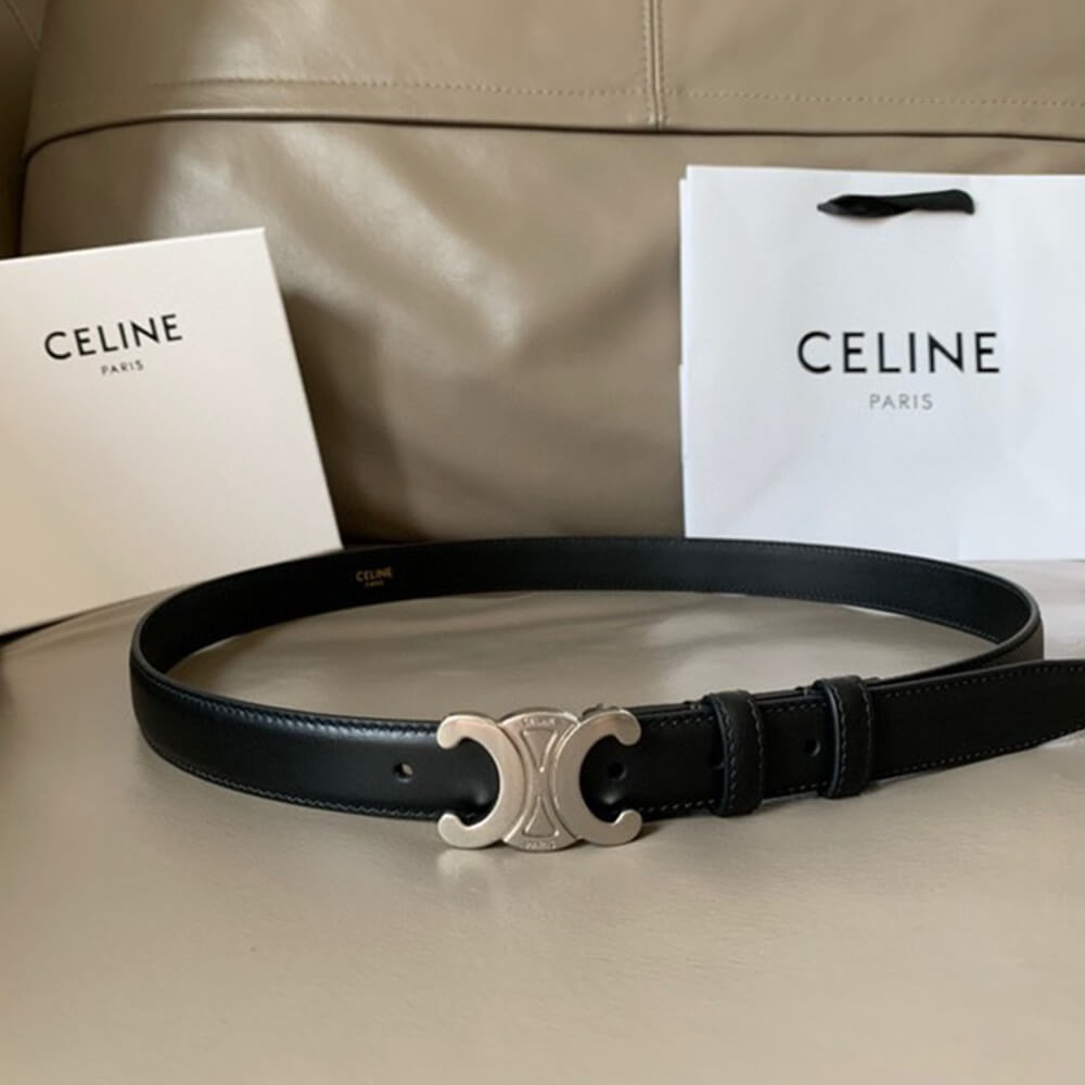 MEDIUM TRIOMPHE BELT IN TAURILLON LEATHER