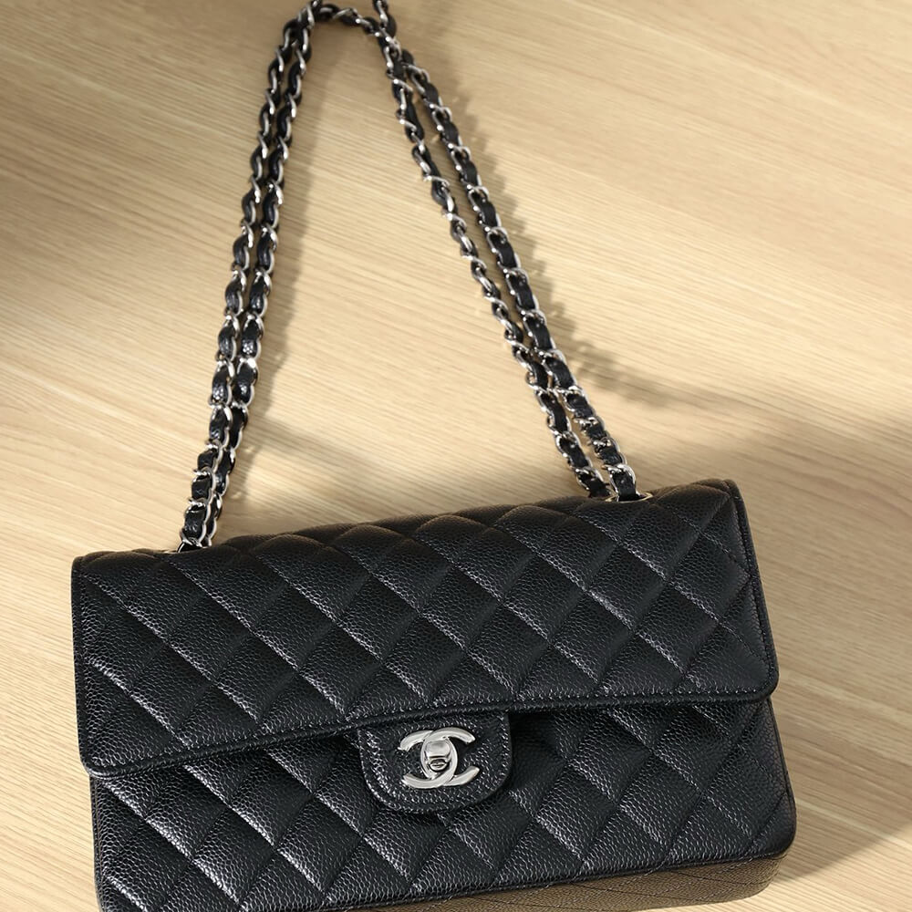 Ch*el classic flap handbag(tax-free grade)