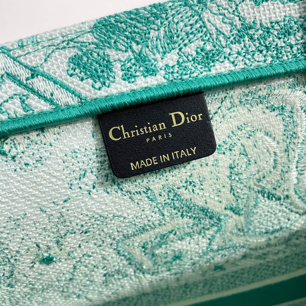 large D*oriviera D*or book tote