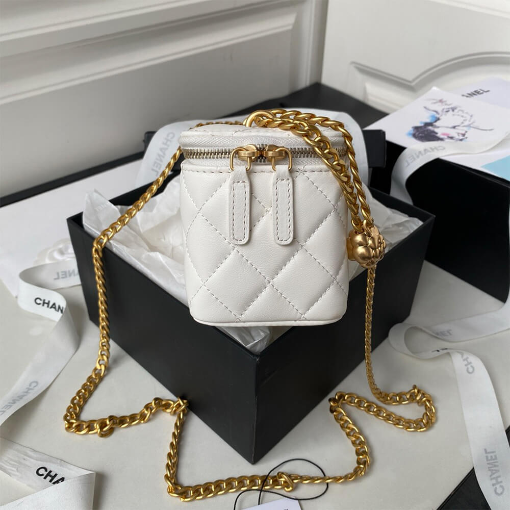 Ch*el vanity with chain(high-end grade)