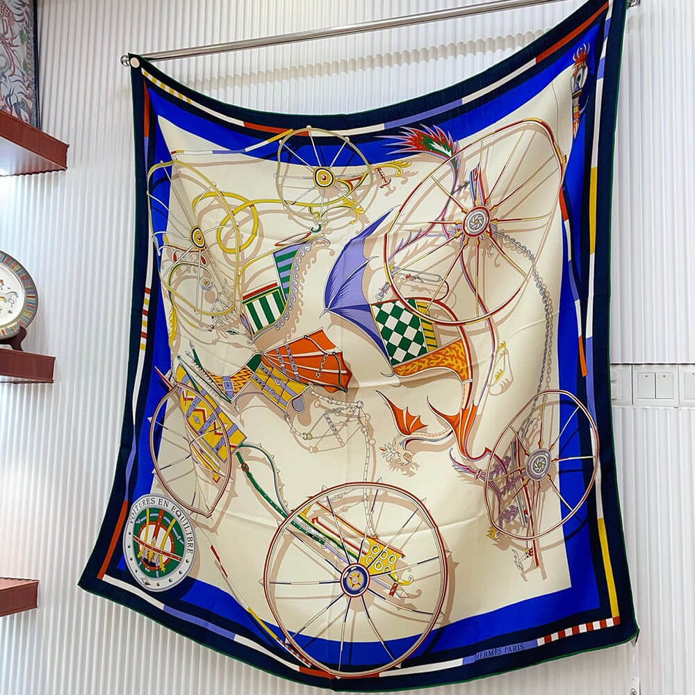 H**mes shawl