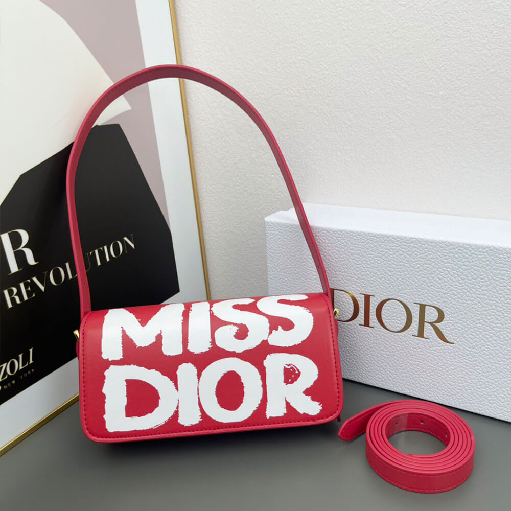 miss D*or flap bag