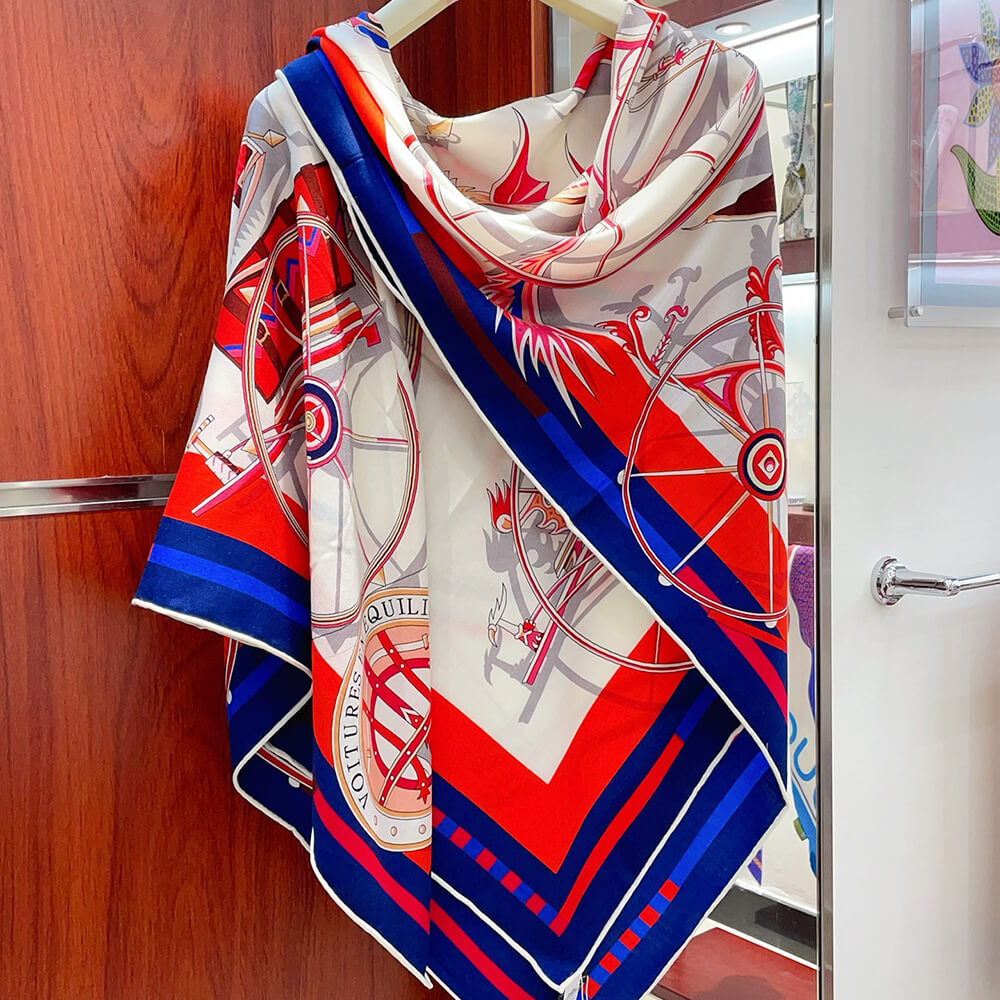 H**mes shawl