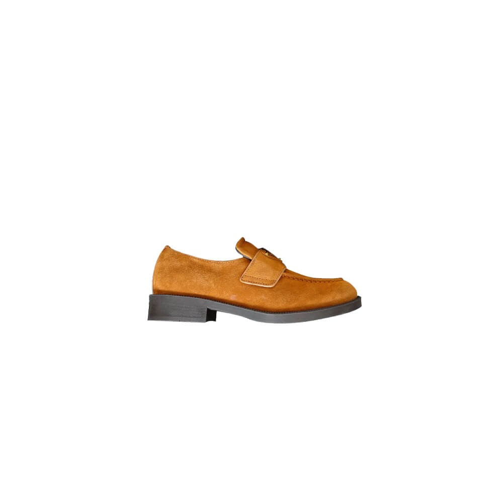 Pra*a women loafer