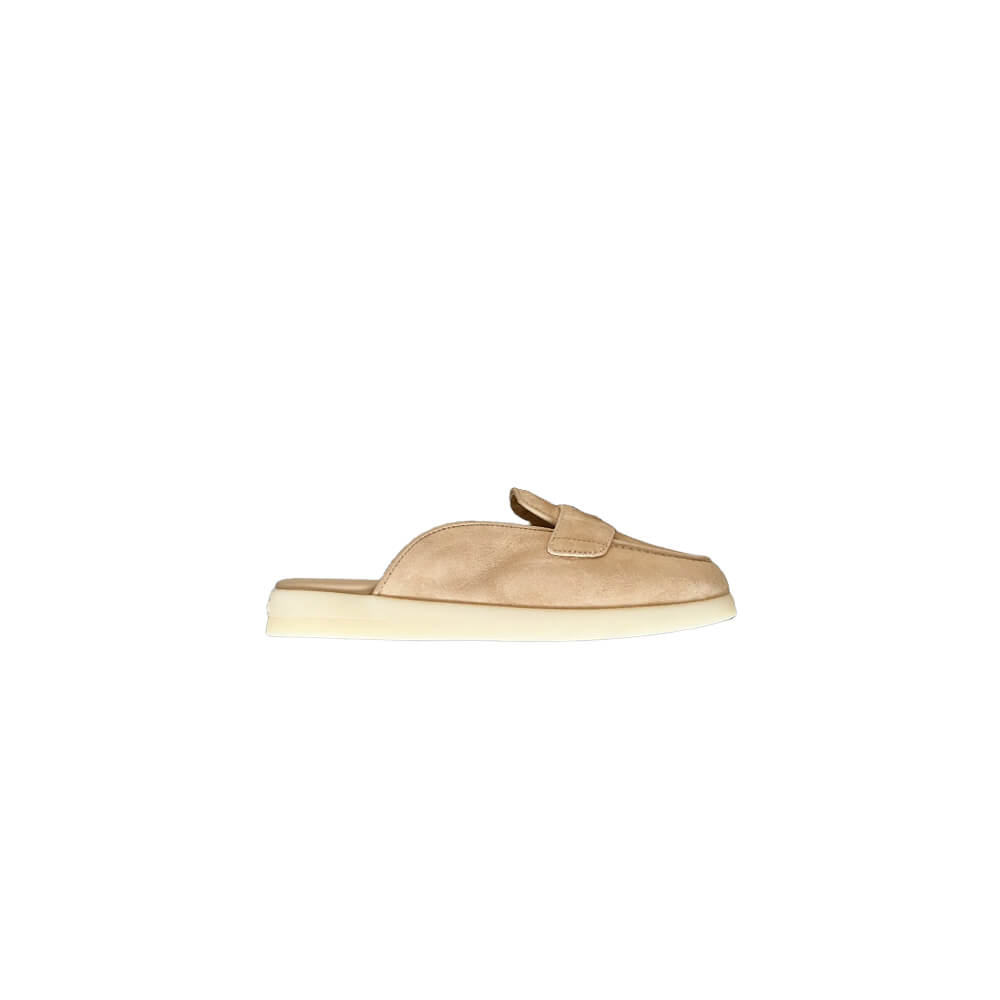 Pra*a unisex loafer