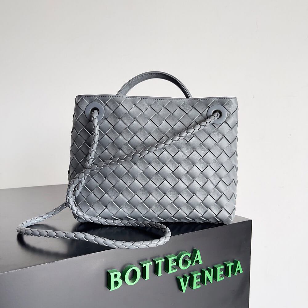 bo*te*ga Ve*ne*ta small andiamo