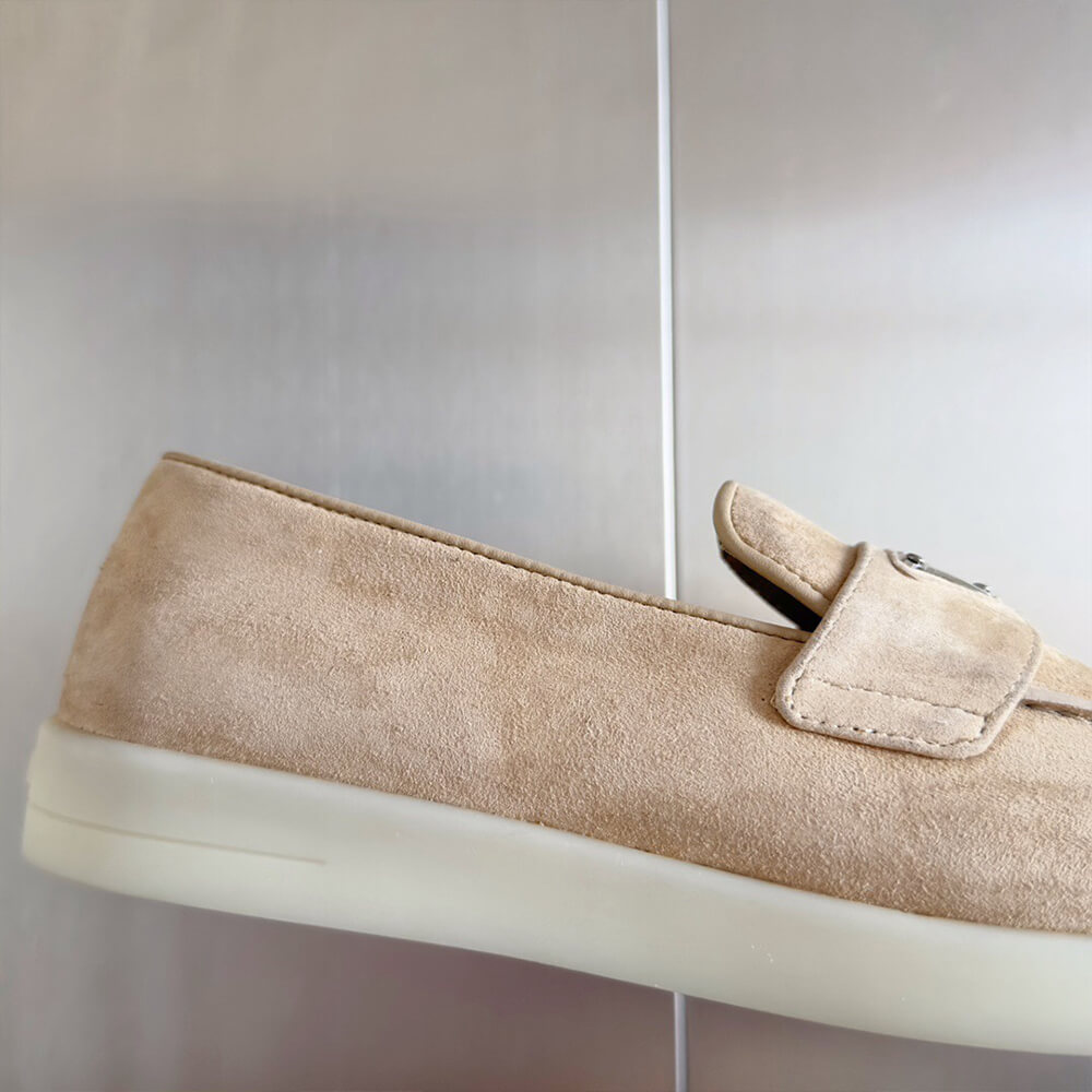 Pra*a unisex loafer