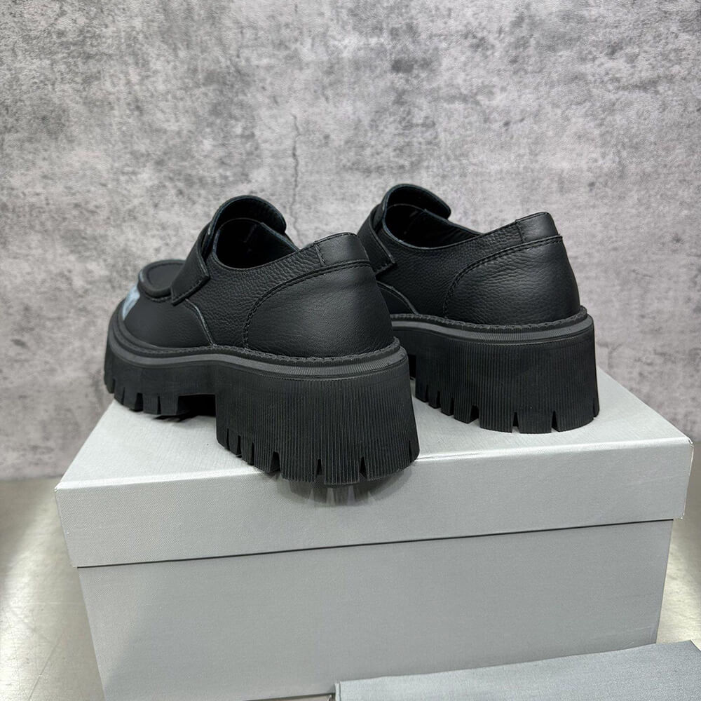 Ba*len*cia*ga men loafer