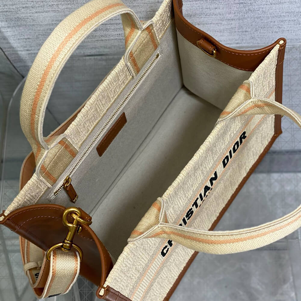 D*or small book tote