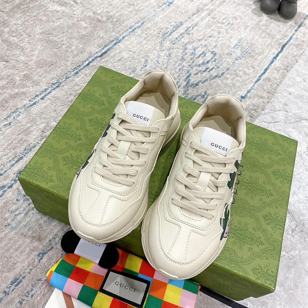 G*u*i strawberries rhyton sneaker
