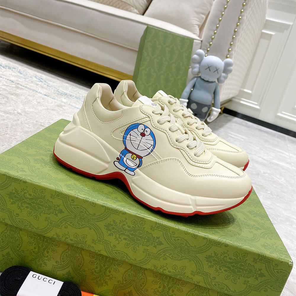 doraemon x G*u*i rhyton sneaker