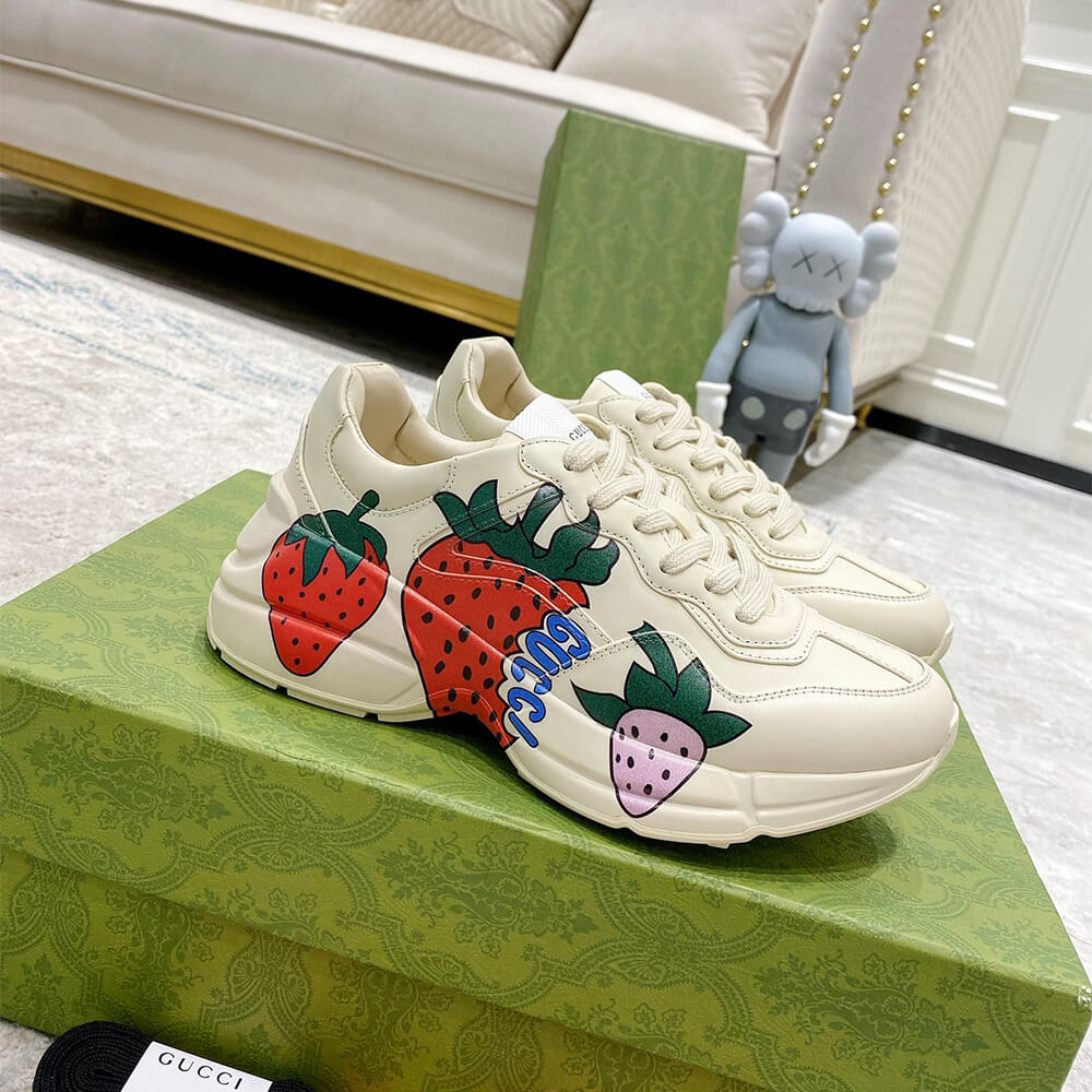 G*u*i strawberries rhyton sneaker