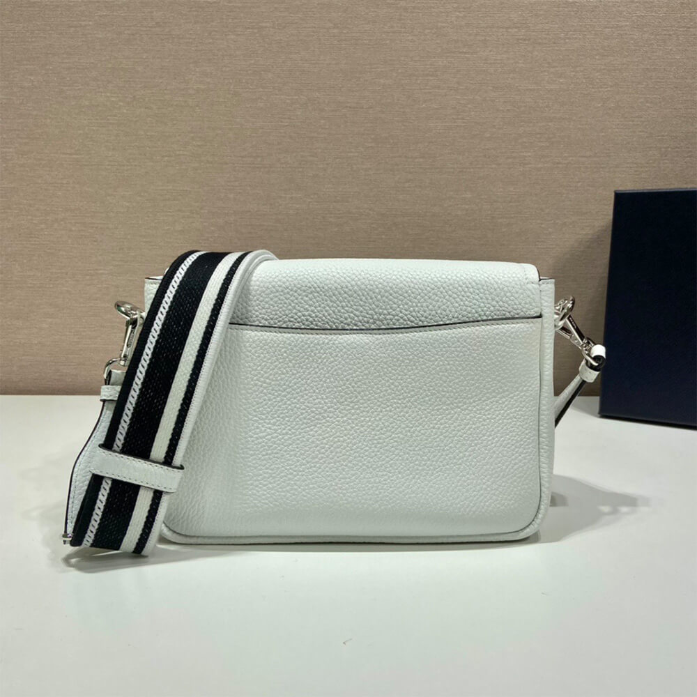 Pra*a leather shoulder bag(high-end grade)