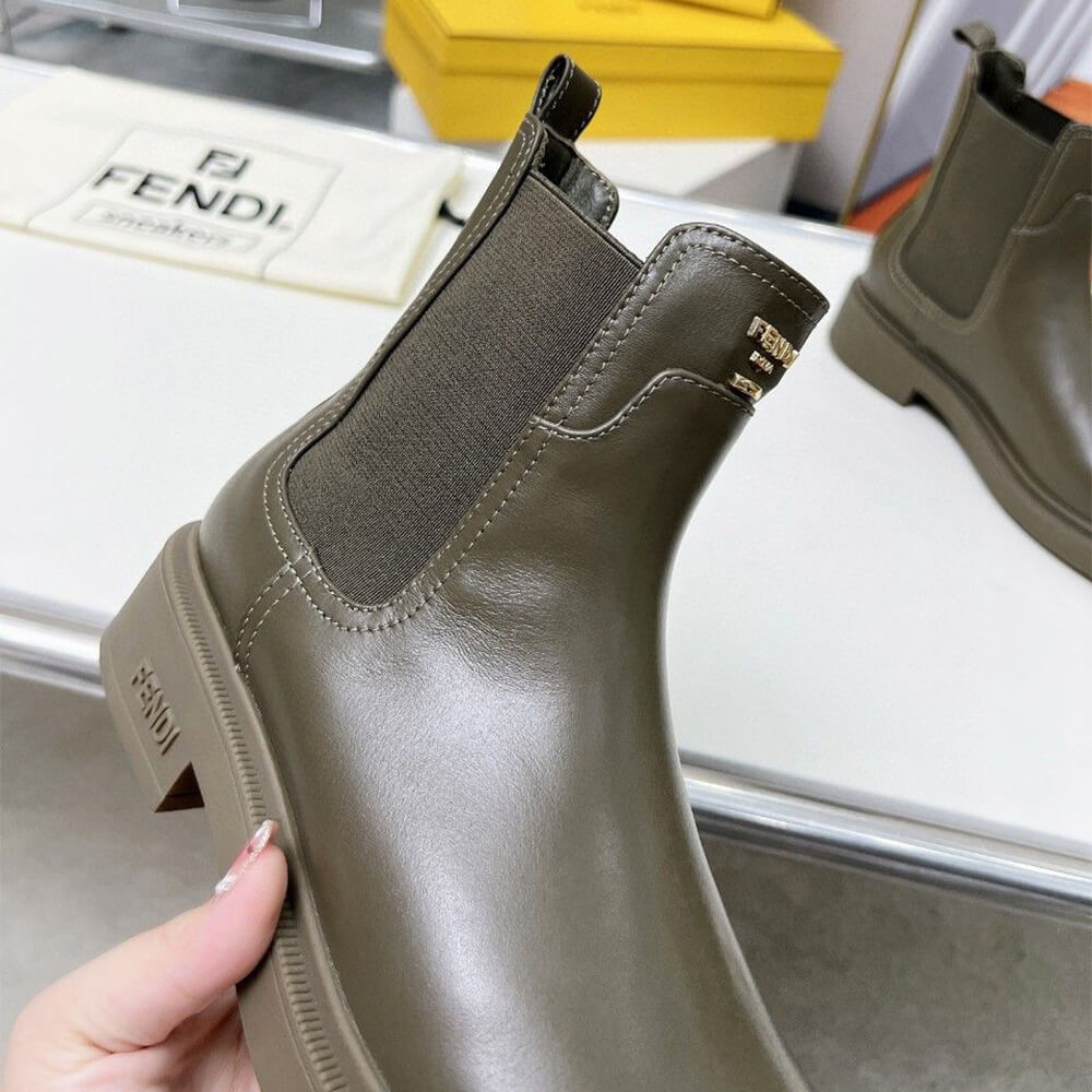 F**di boots