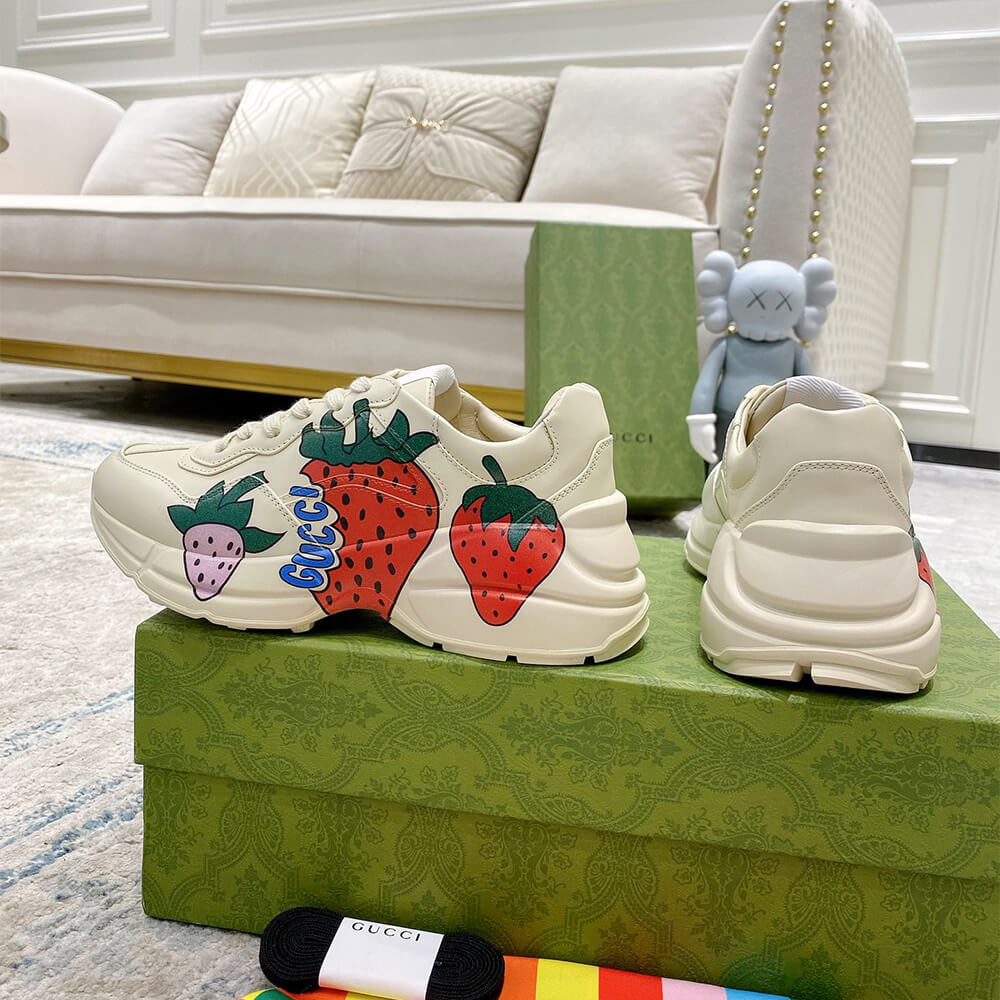 G*u*i strawberries rhyton sneaker