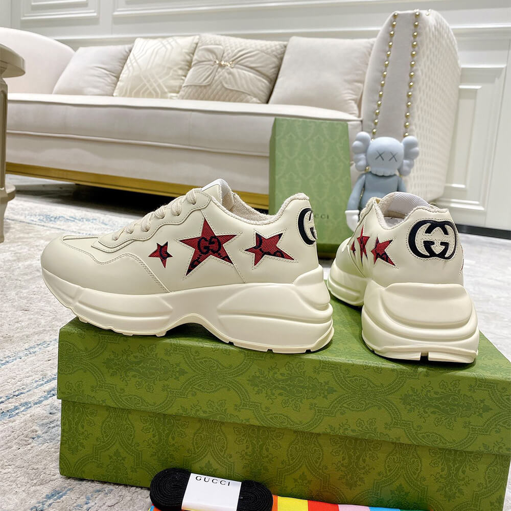 G*u*i rhyton sneaker with stars