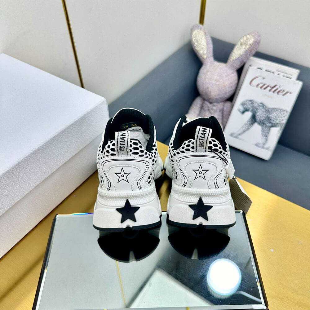 ch**an D*or vibe sneaker