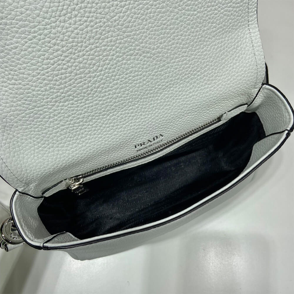 Pra*a leather shoulder bag(high-end grade)
